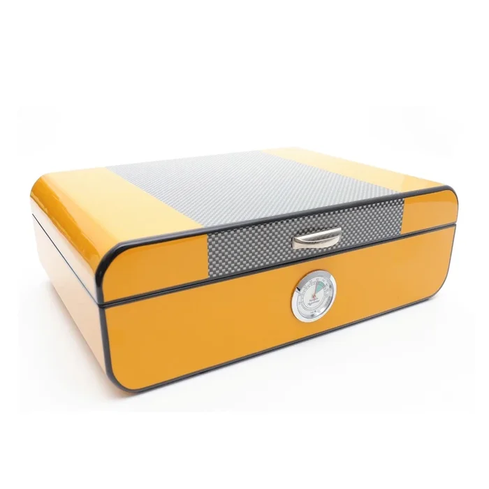 Savinelli – Yellow Lacquered Humidor in Carbon Fibre – S61195L