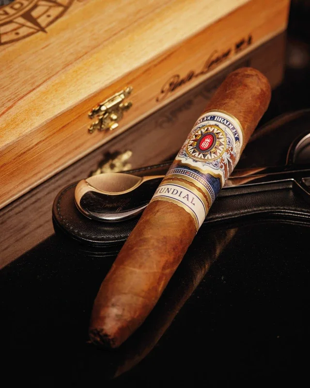 Alec Bradley Mundial Punta Lanza No. 6