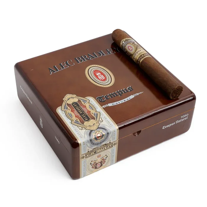 Alec Bradley Tempus Toro