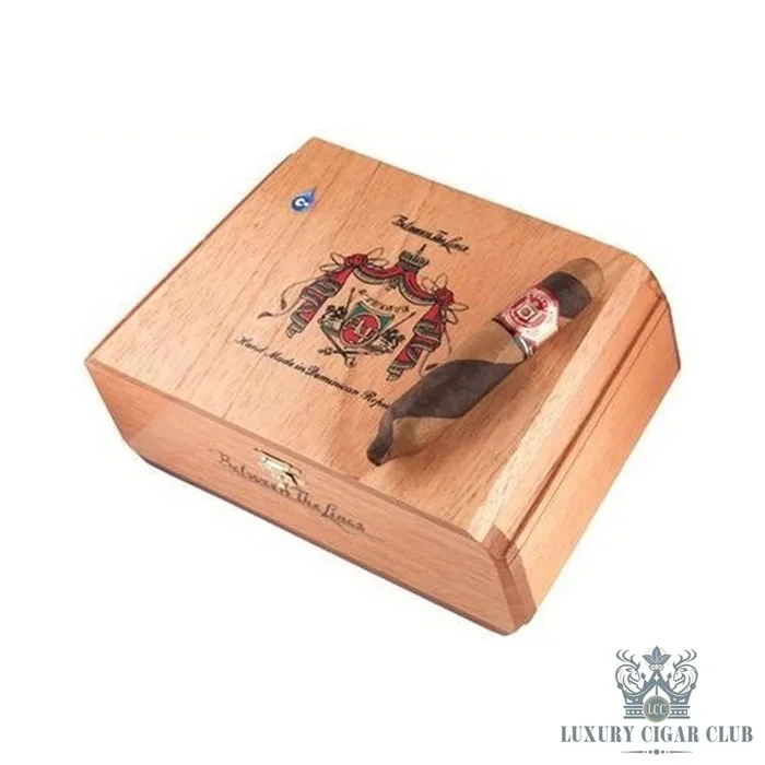 Arturo Fuente Hemingway Between the Lines