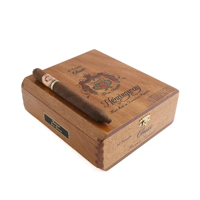 Arturo Fuente Hemingway Classic Sun Grown