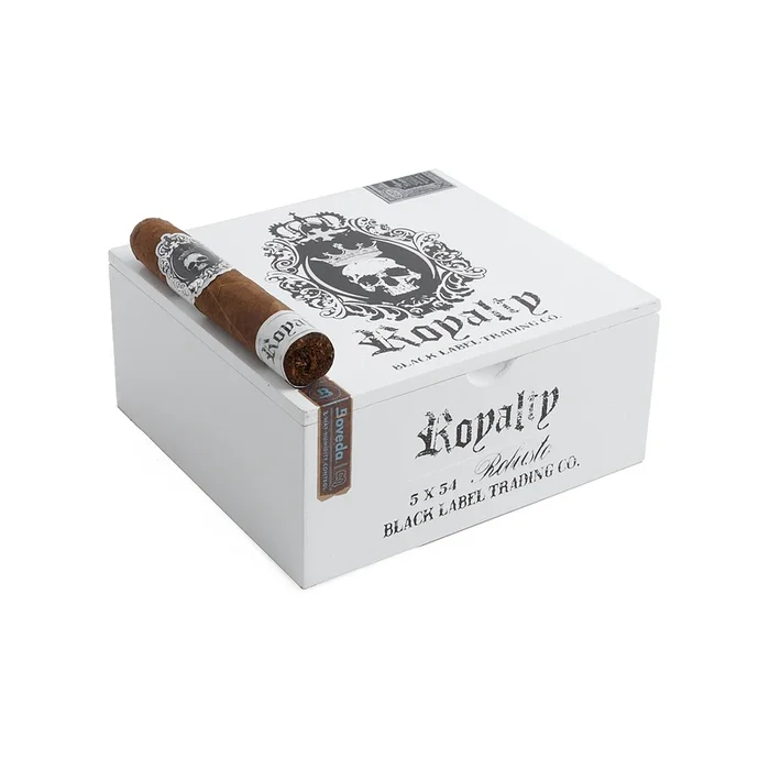 Black Label Trading Royalty Robusto