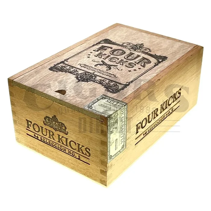 Crowned Heads Four Kicks Seleccion No.5
