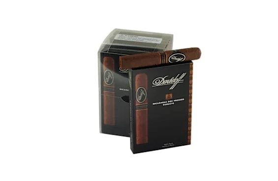 Davidoff Nicaragua Robusto Box Press (4)