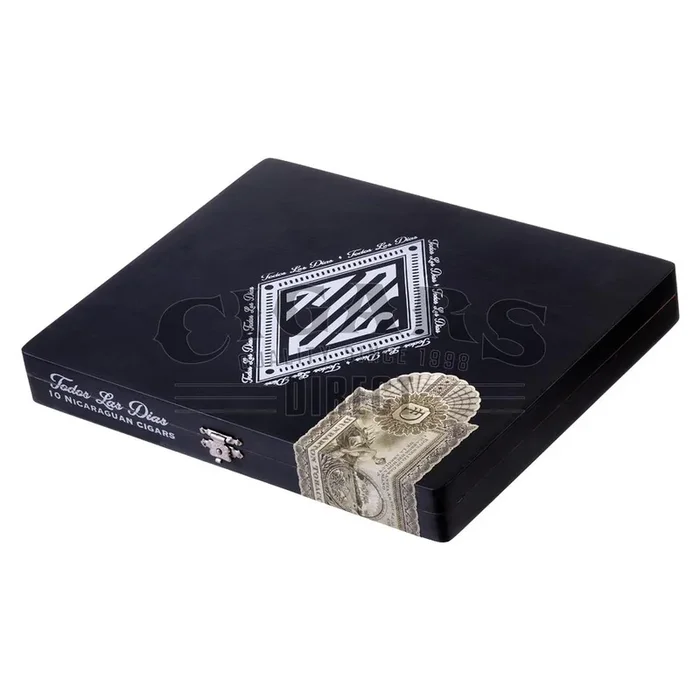 Dunbarton Todos Las Dias Half Churchill