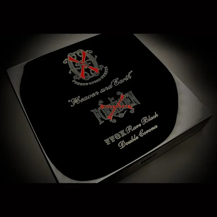 FFOX Rare Black Double Corona Travel Humidor Only (No Cigars)