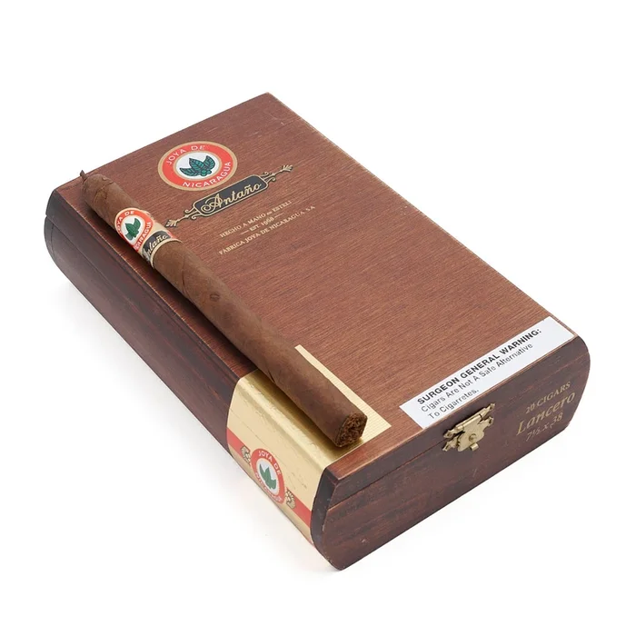 Joya de Nicaragua Antano 1970 Lancero