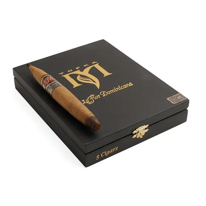 La Flor Dominicana LE Mysterio TCFKA NAT
