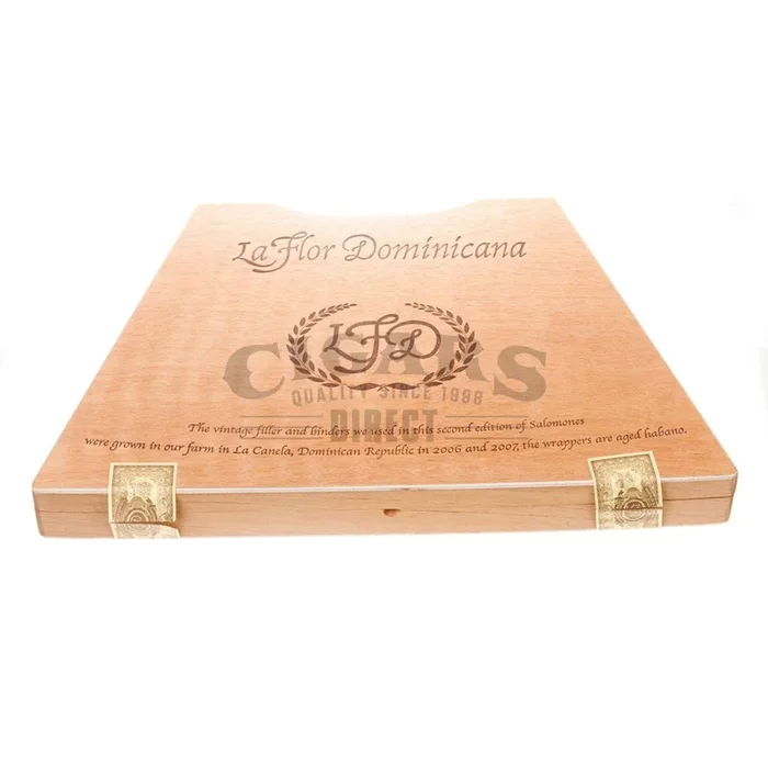 La Flor Dominicana Salomones