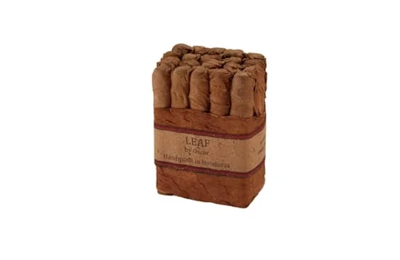 Leaf By Oscar Toro Corojo