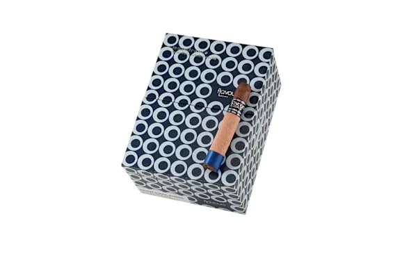 Moontrance Petite Corona