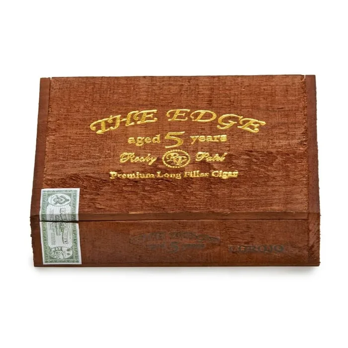 Rocky Patel The Edge Corojo Double Corona