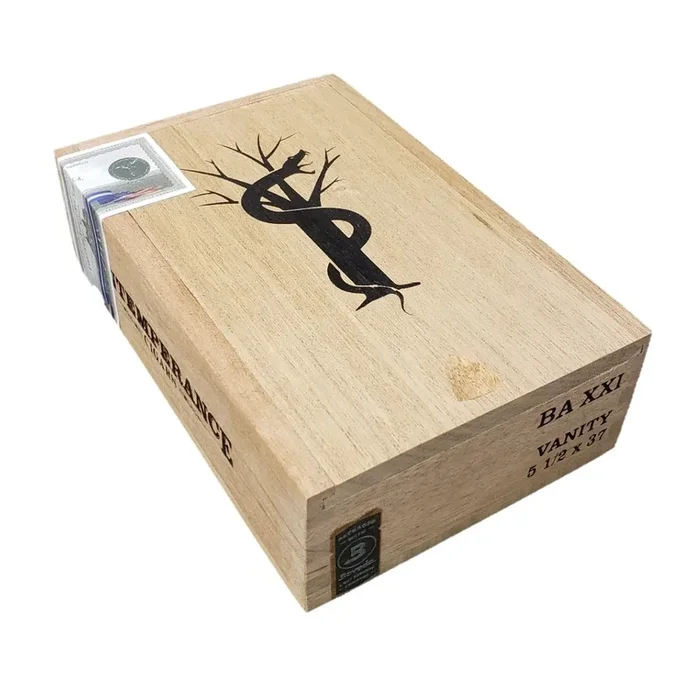 RoMa Craft Intemperance BA XXI Vanity Panatela