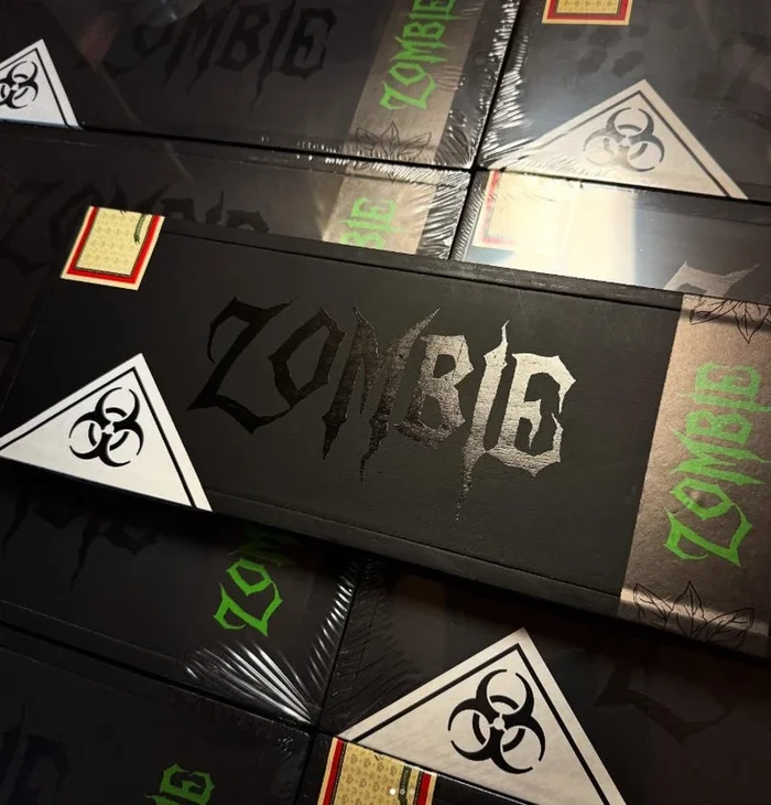 Viaje Zombie Biohazard Green