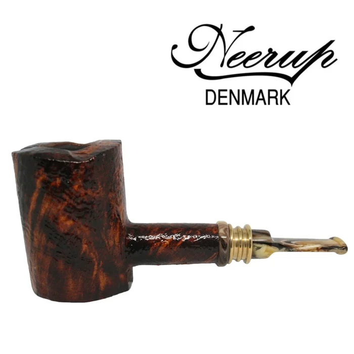 Neerup – Classic Series – Gr 3 Poker Straight – Sandblast Pipe